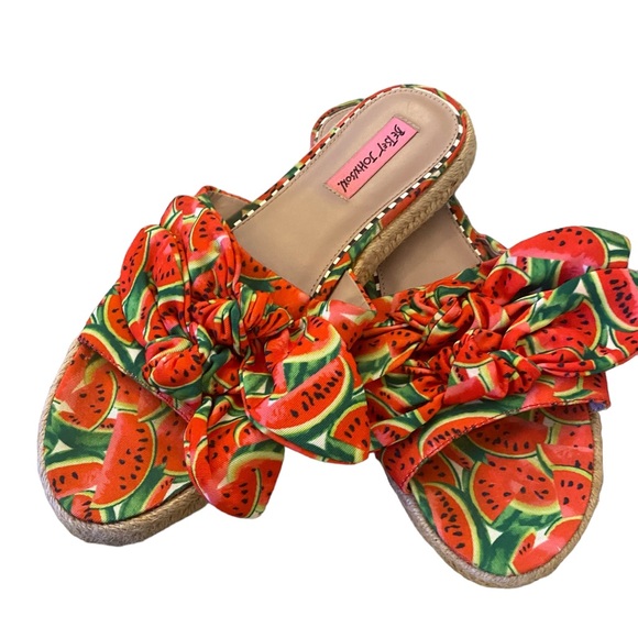 Sassy Jazzy Betsey Johnson espadrille sandal - Picture 2 of 7